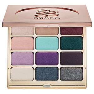 Stila body eyes are windows shadow palettes NIB